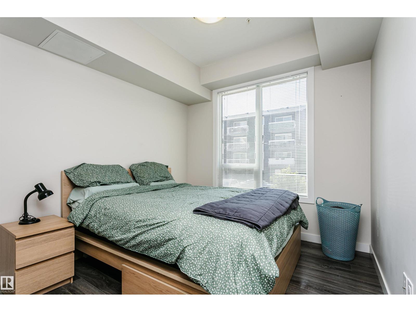 #208 9907 91 AV NW - 33