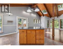1764 Anderton Rd, Comox, BC V9M4B1 Photo 13