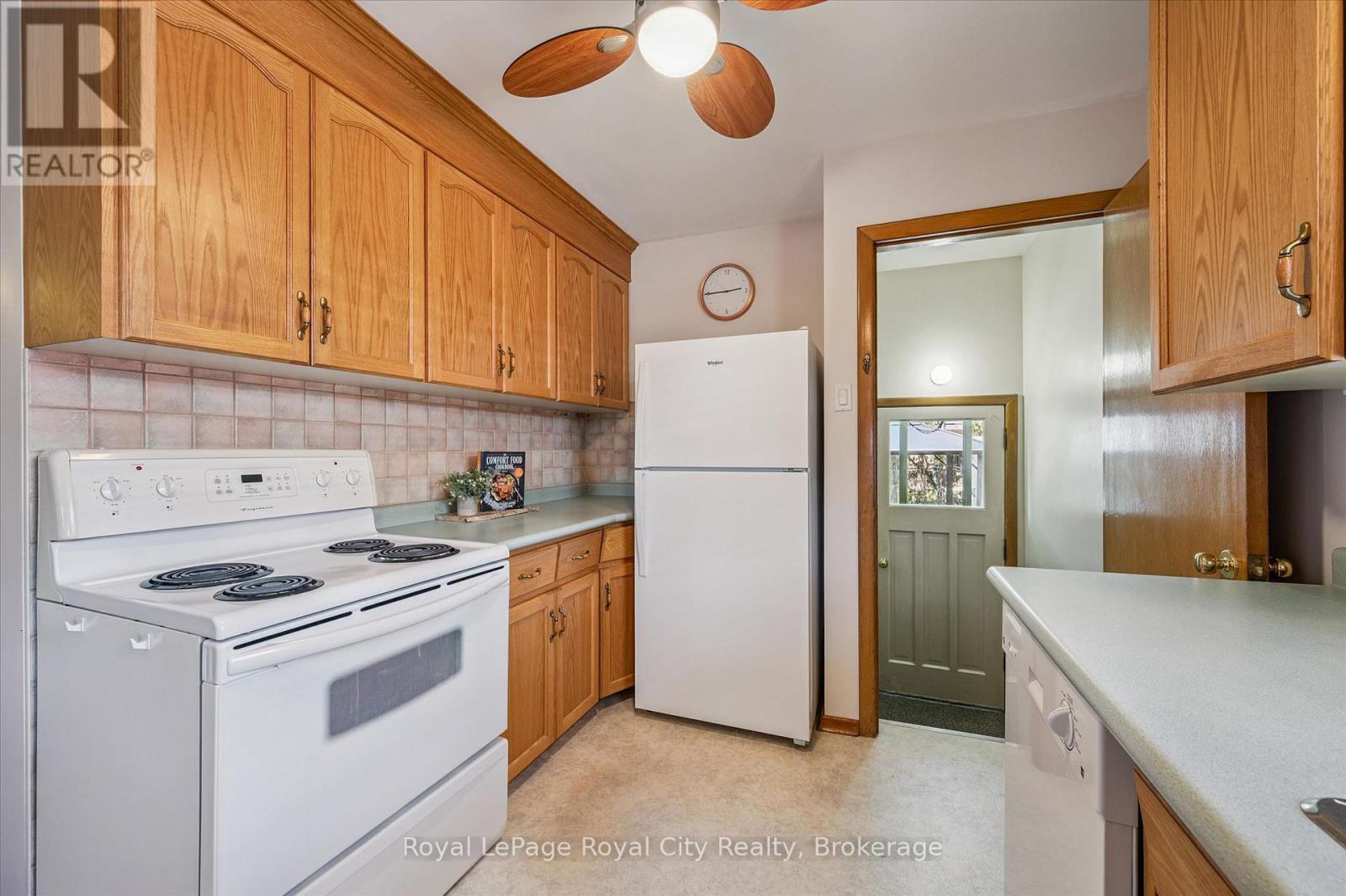 10 PAUL AVENUE - 14