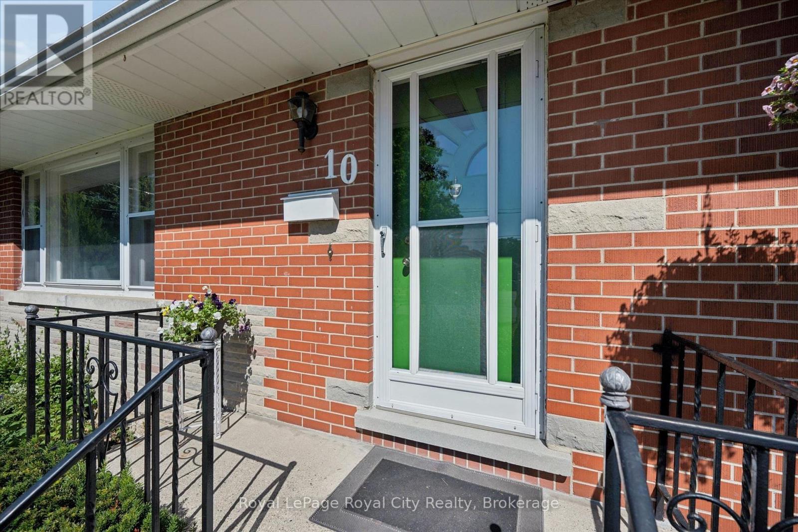 10 PAUL AVENUE - 3