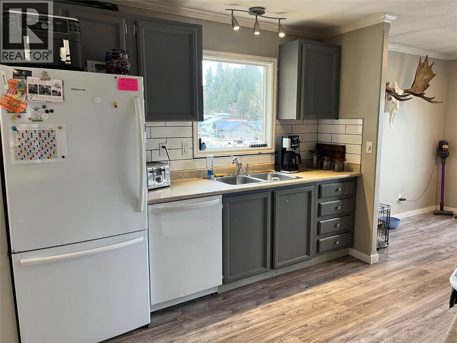 105 JASPER Drive, Logan Lake