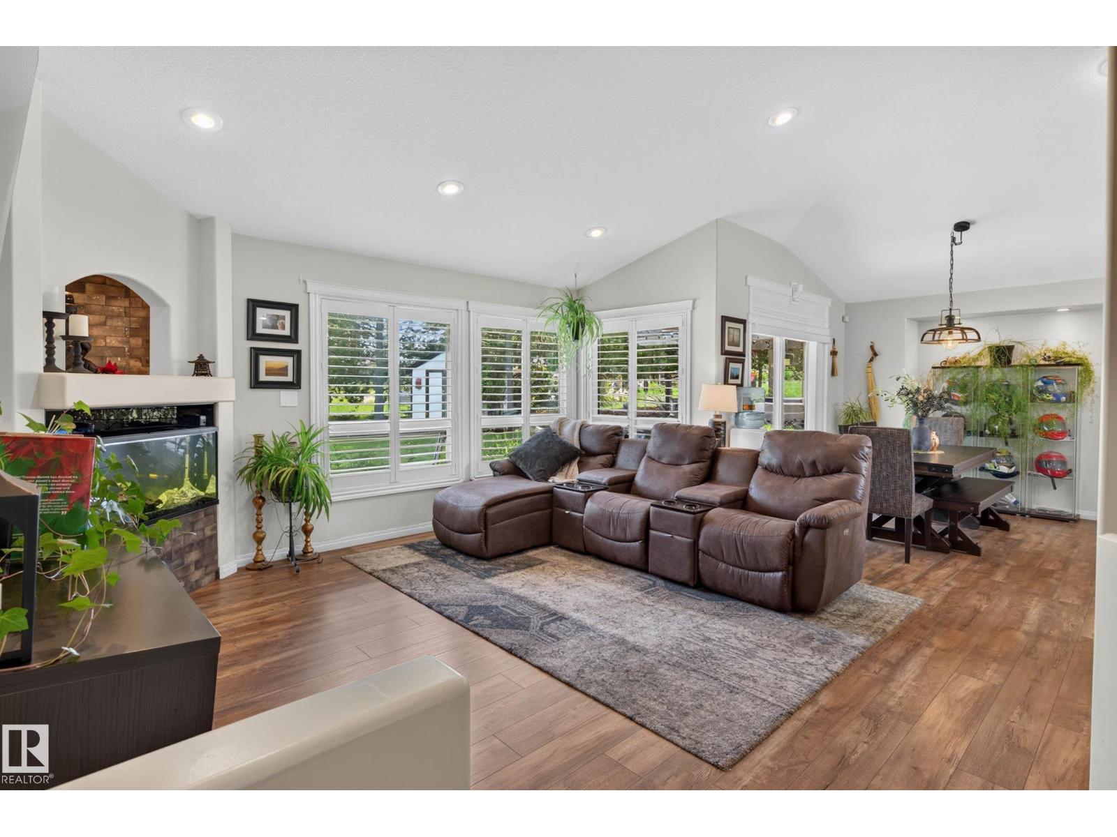 #15 52001 RGE ROAD 275 - 6