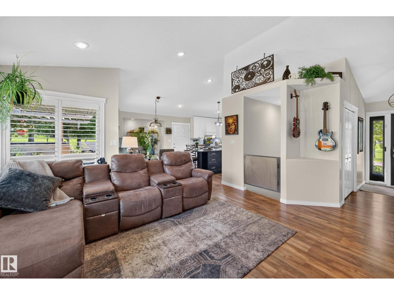 #15 52001 RGE ROAD 275 - 8