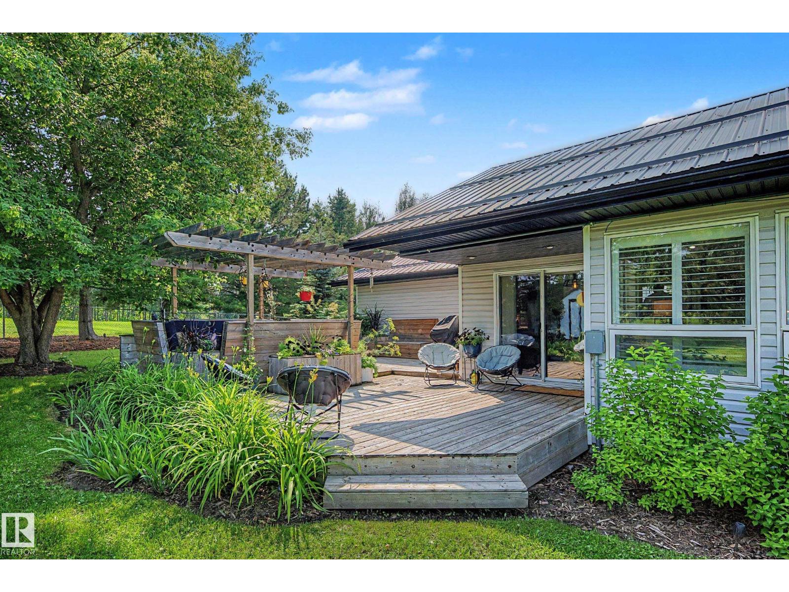 #15 52001 RGE ROAD 275 - 36