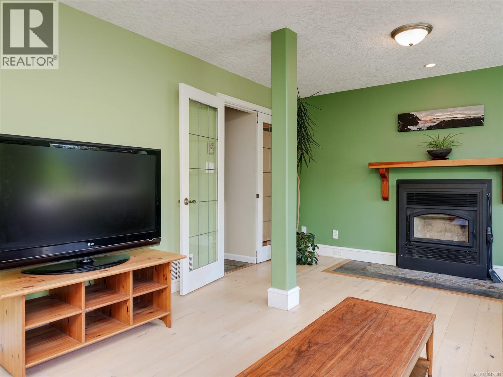 798 Wain Rd - 15