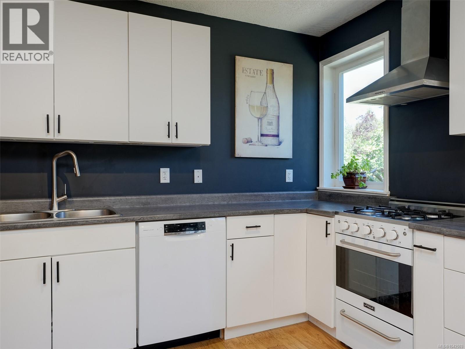 798 Wain Rd - 20