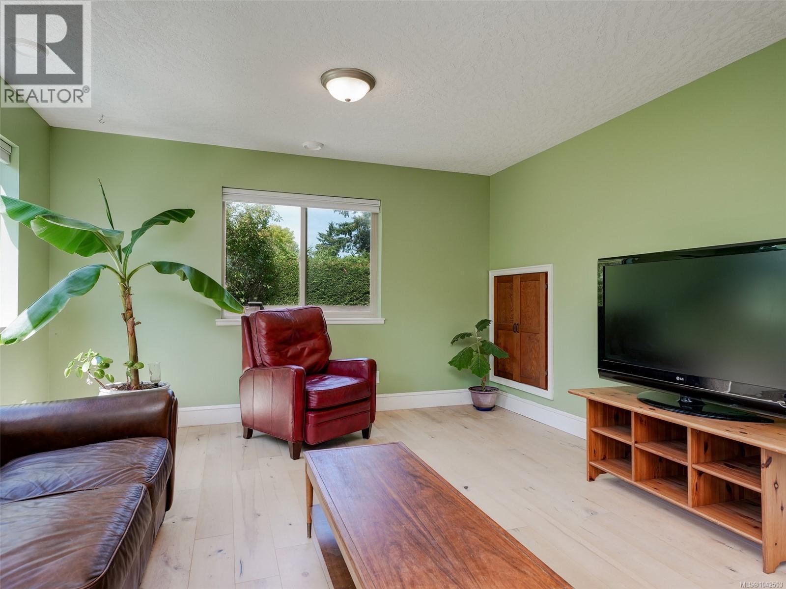 798 Wain Rd - 14