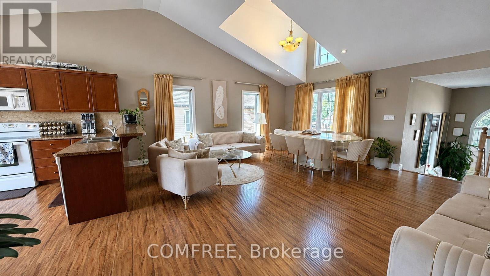 279 SOUTH STREET E - 3