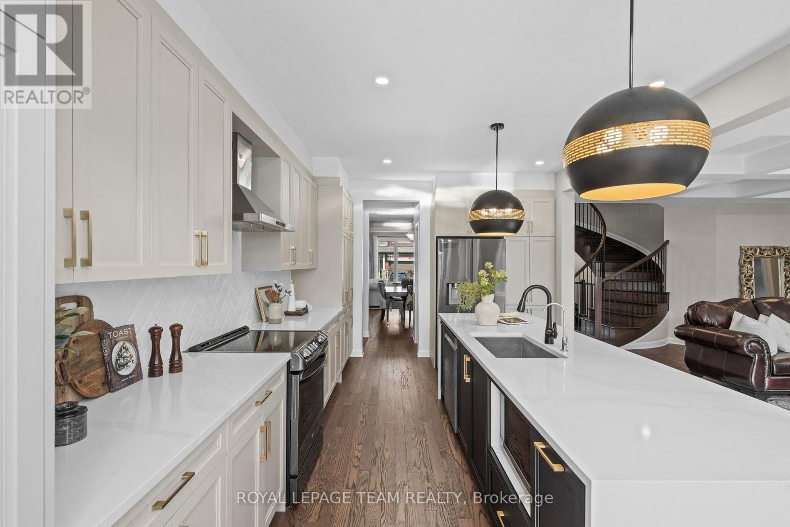 4 Bed, 5 Bath House for Sale in Ottawa – 760 SHOAL STREET, Ottawa – MLS# X13599840 - Image 14