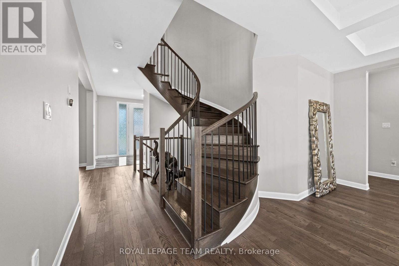 4 Bed, 5 Bath House for Sale in Ottawa – 760 SHOAL STREET, Ottawa – MLS# X13599840 - Image 23