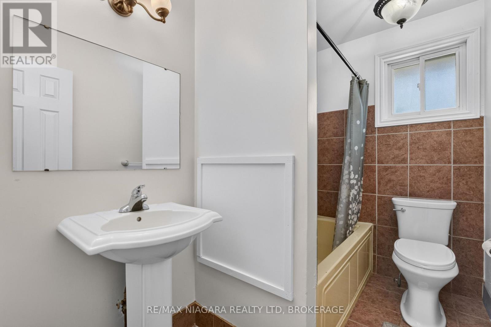4074 BROOKDALE DRIVE - Image 15