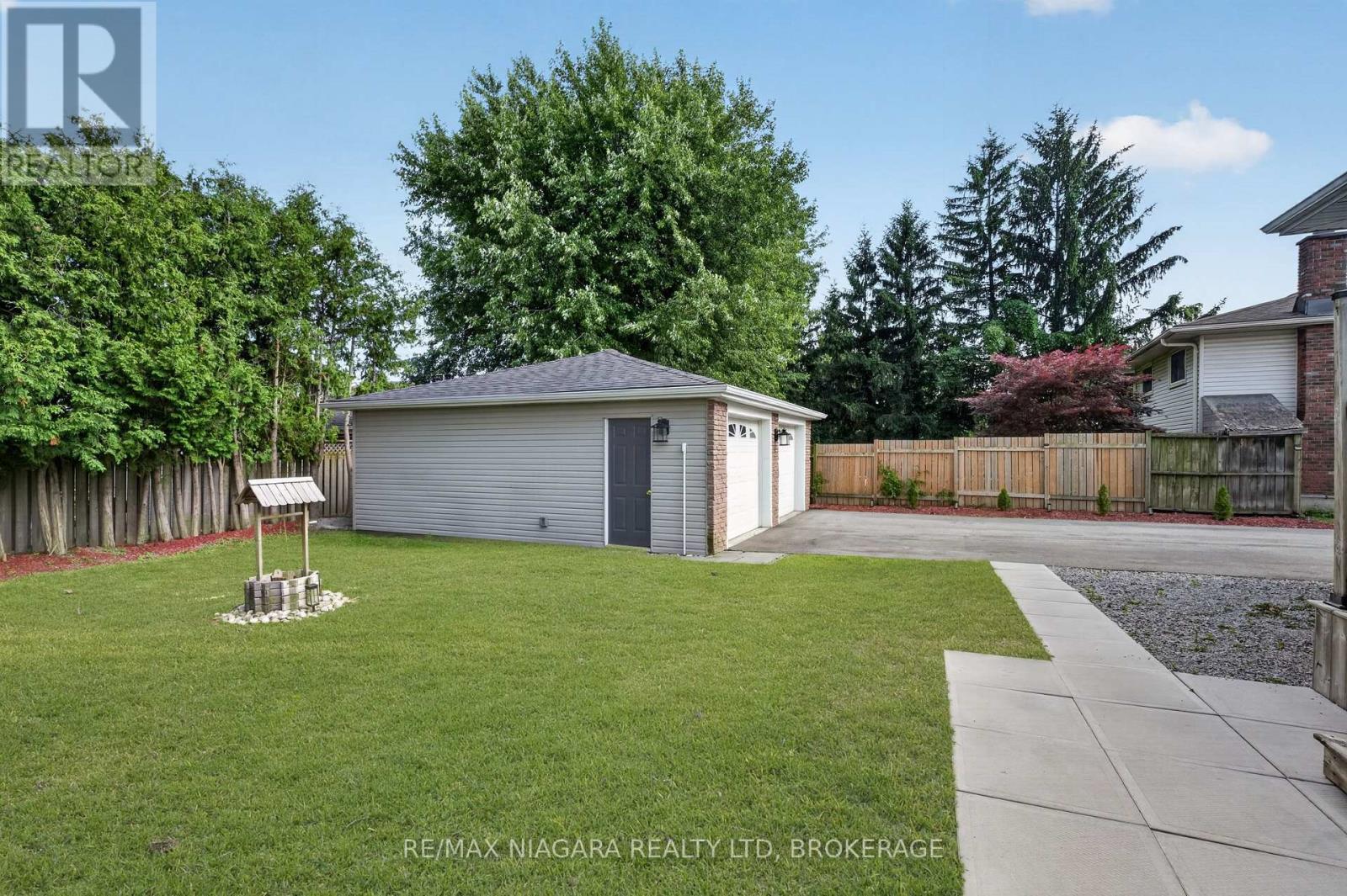 4074 BROOKDALE DRIVE - Image 30