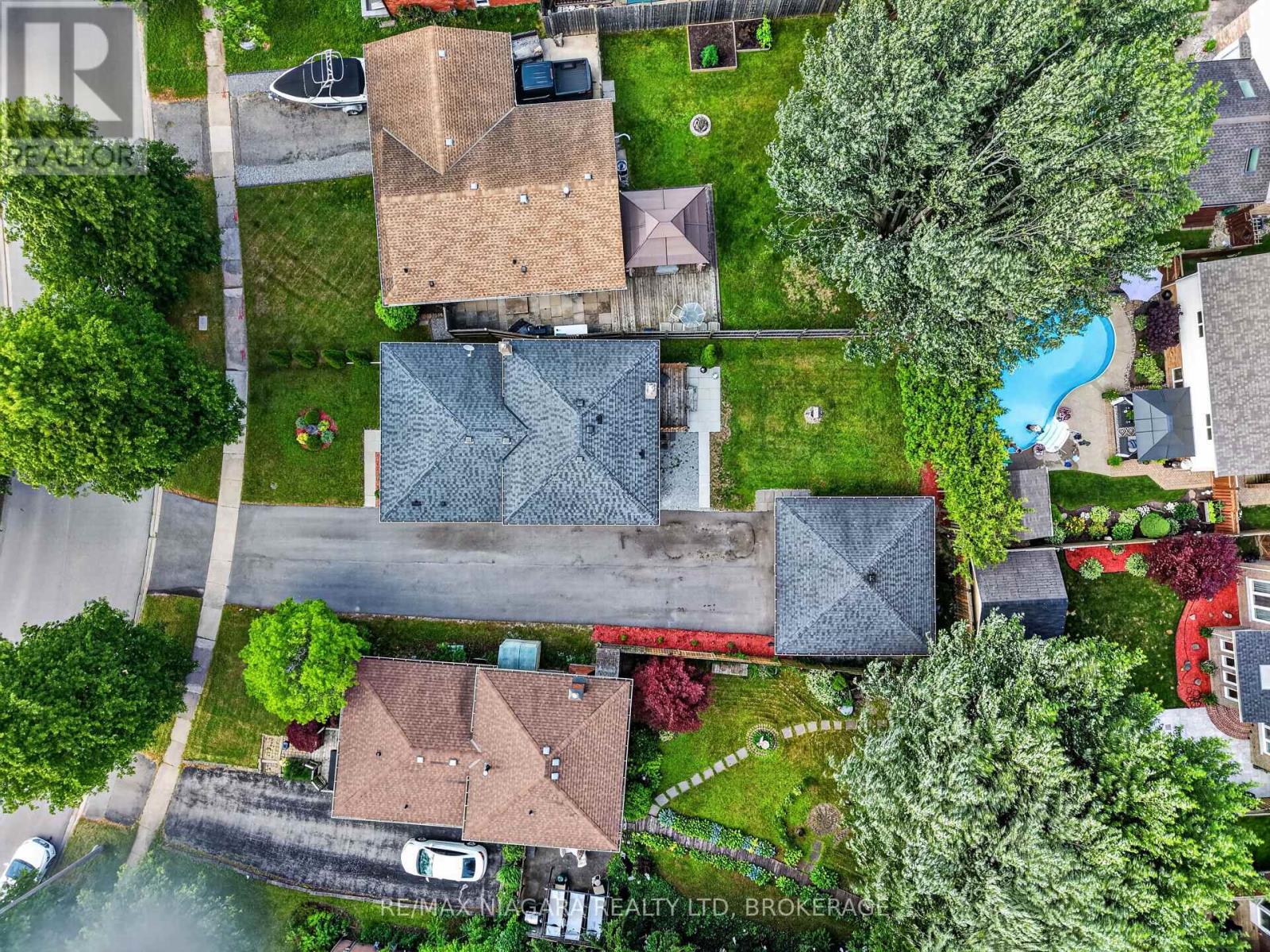 4074 BROOKDALE DRIVE - Image 34