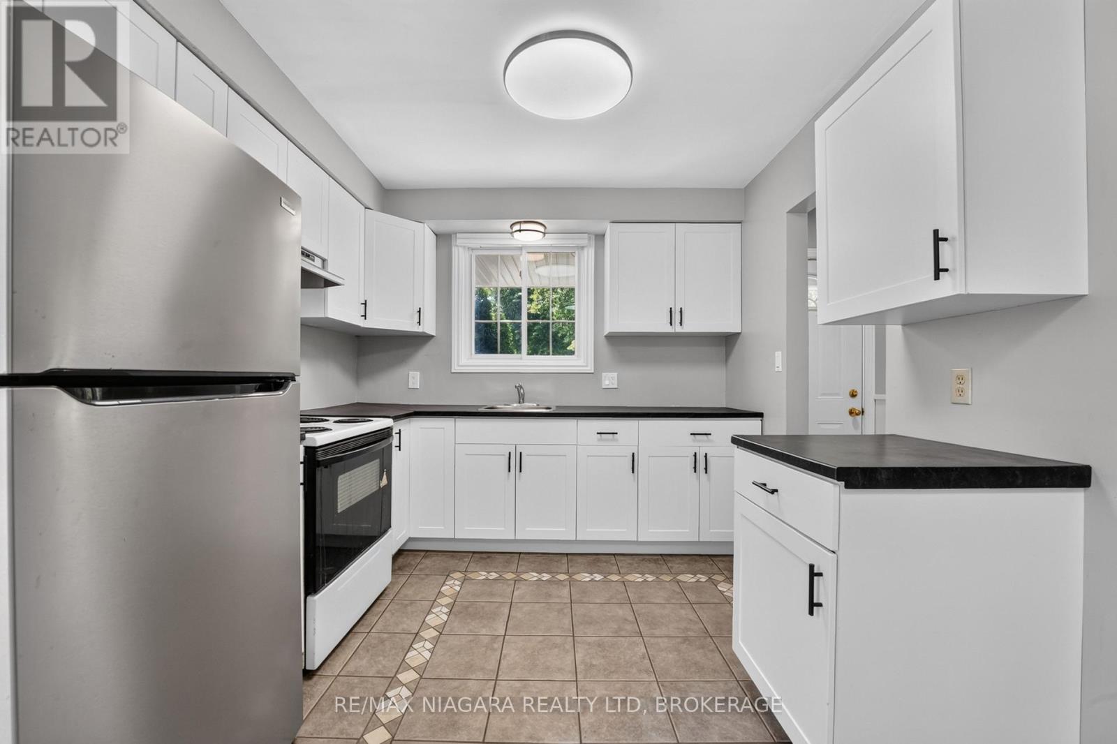 4074 BROOKDALE DRIVE - Image 9
