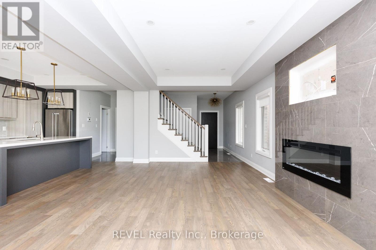 7230 LIONSHEAD AVENUE - 13