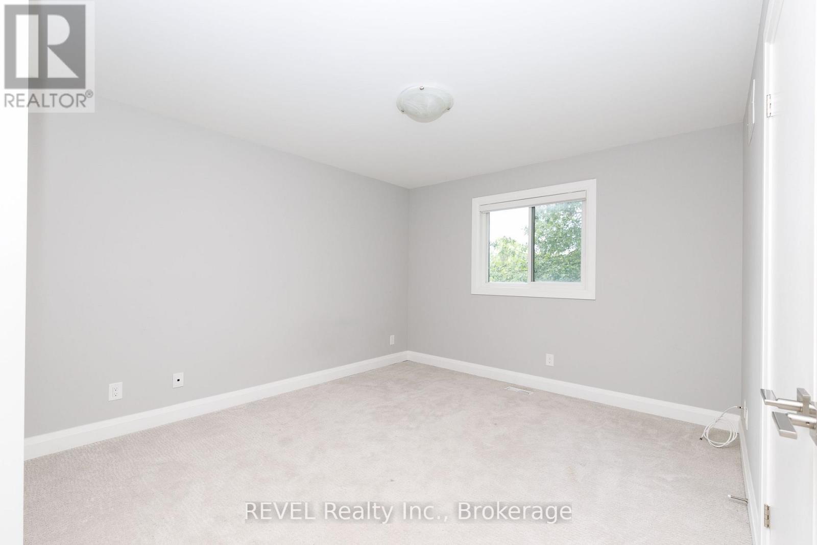 7230 LIONSHEAD AVENUE - 24