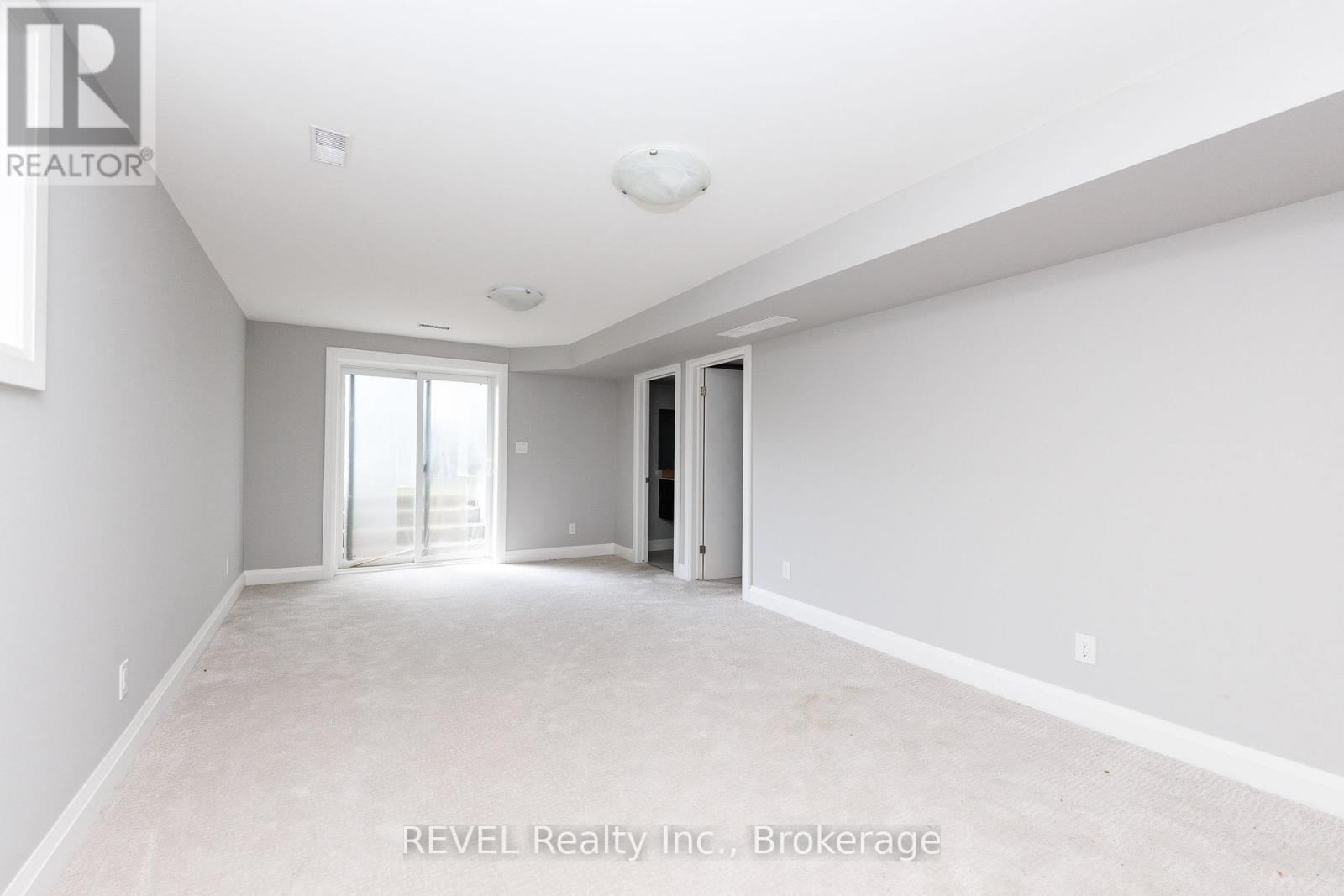 7230 LIONSHEAD AVENUE - 30