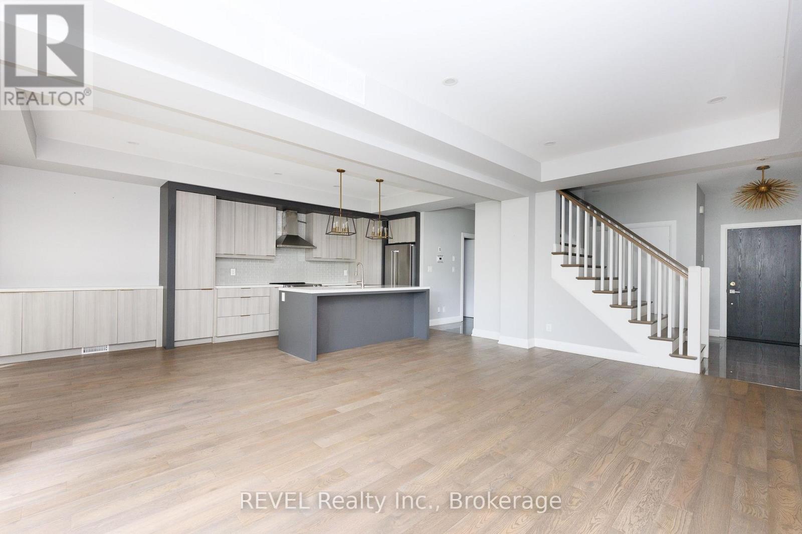 7230 LIONSHEAD AVENUE - 7