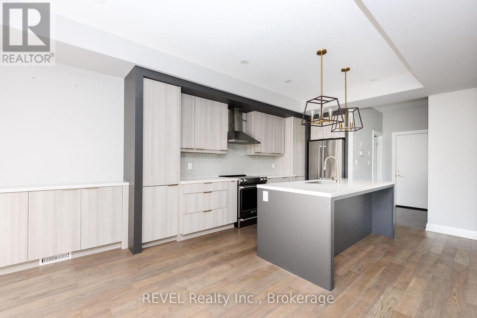 7230 LIONSHEAD AVENUE - 9