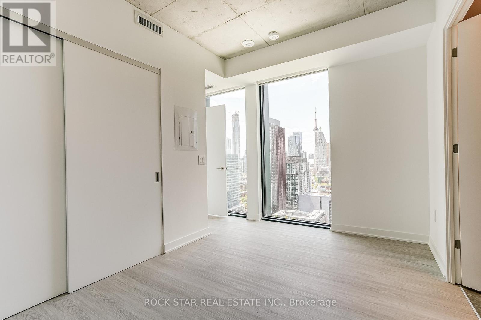 #2802 284 KING STREET E - 30