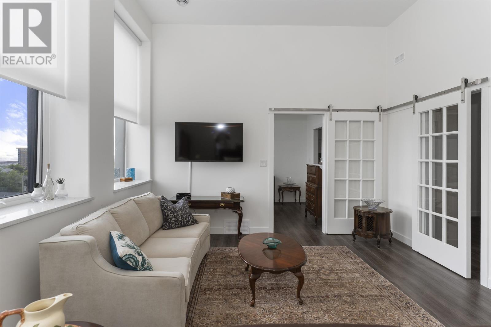 3404 96 High ST - 18