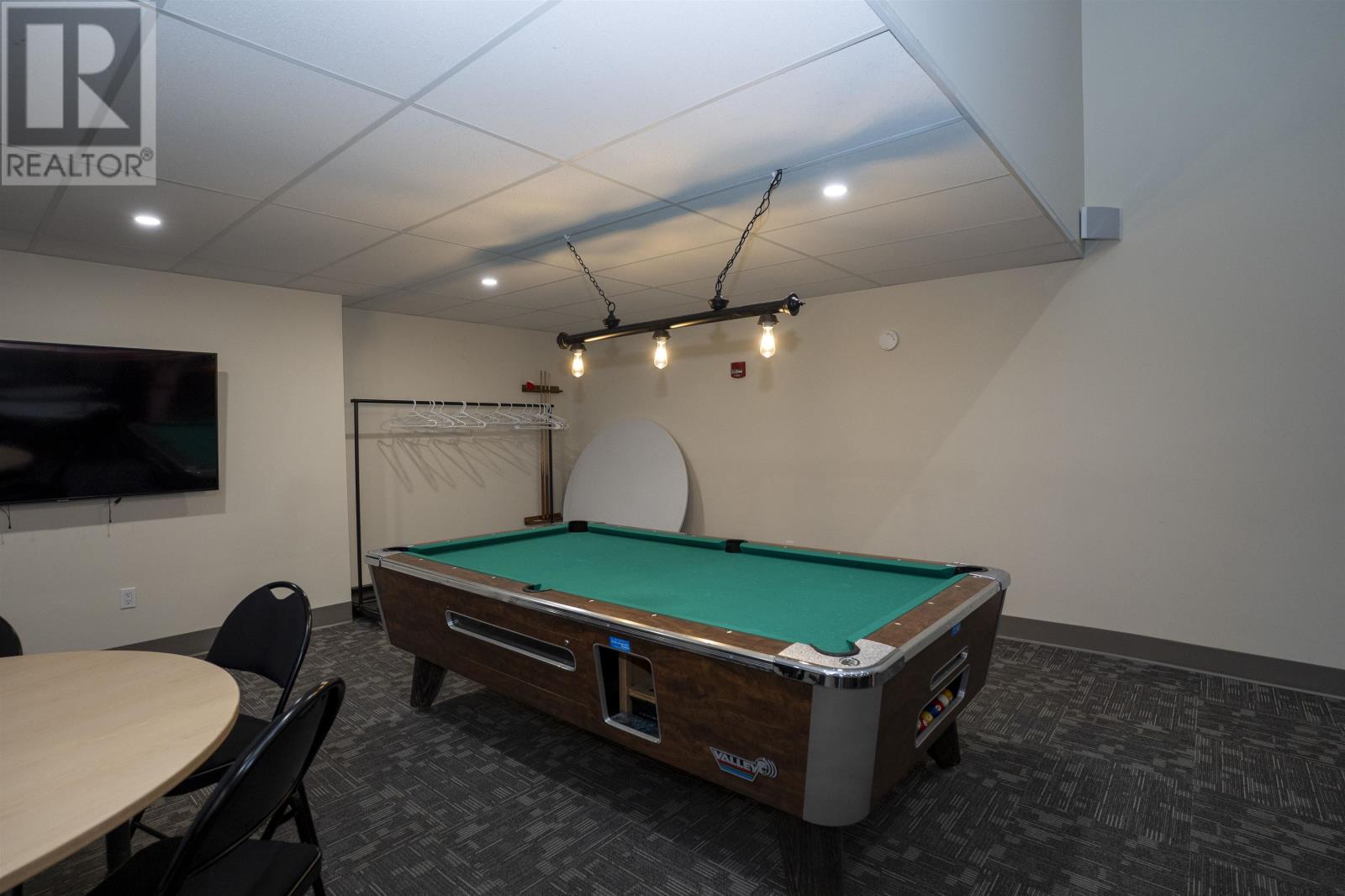 3404 96 High ST - 35