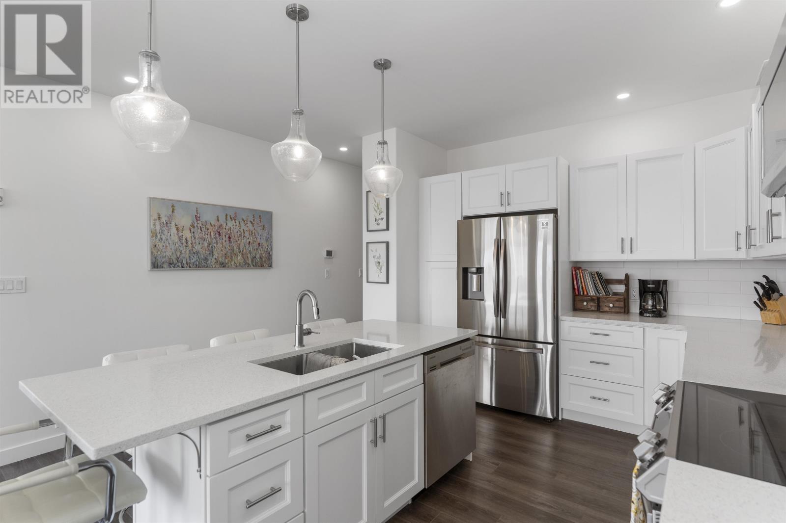 3404 96 High ST - 8