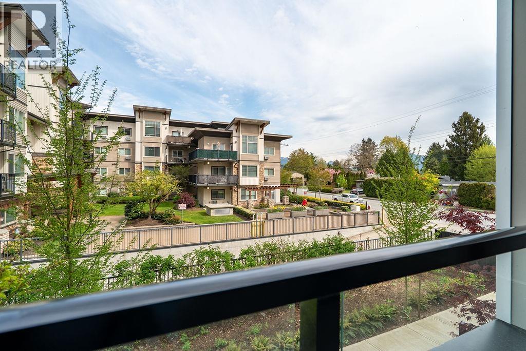 208 11913 BURNETT STREET, Maple Ridge