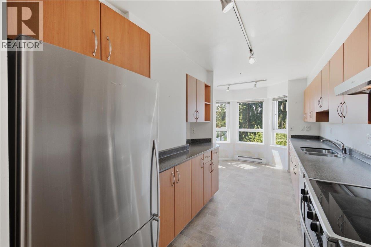 303 2250 SE MARINE DRIVE, Vancouver