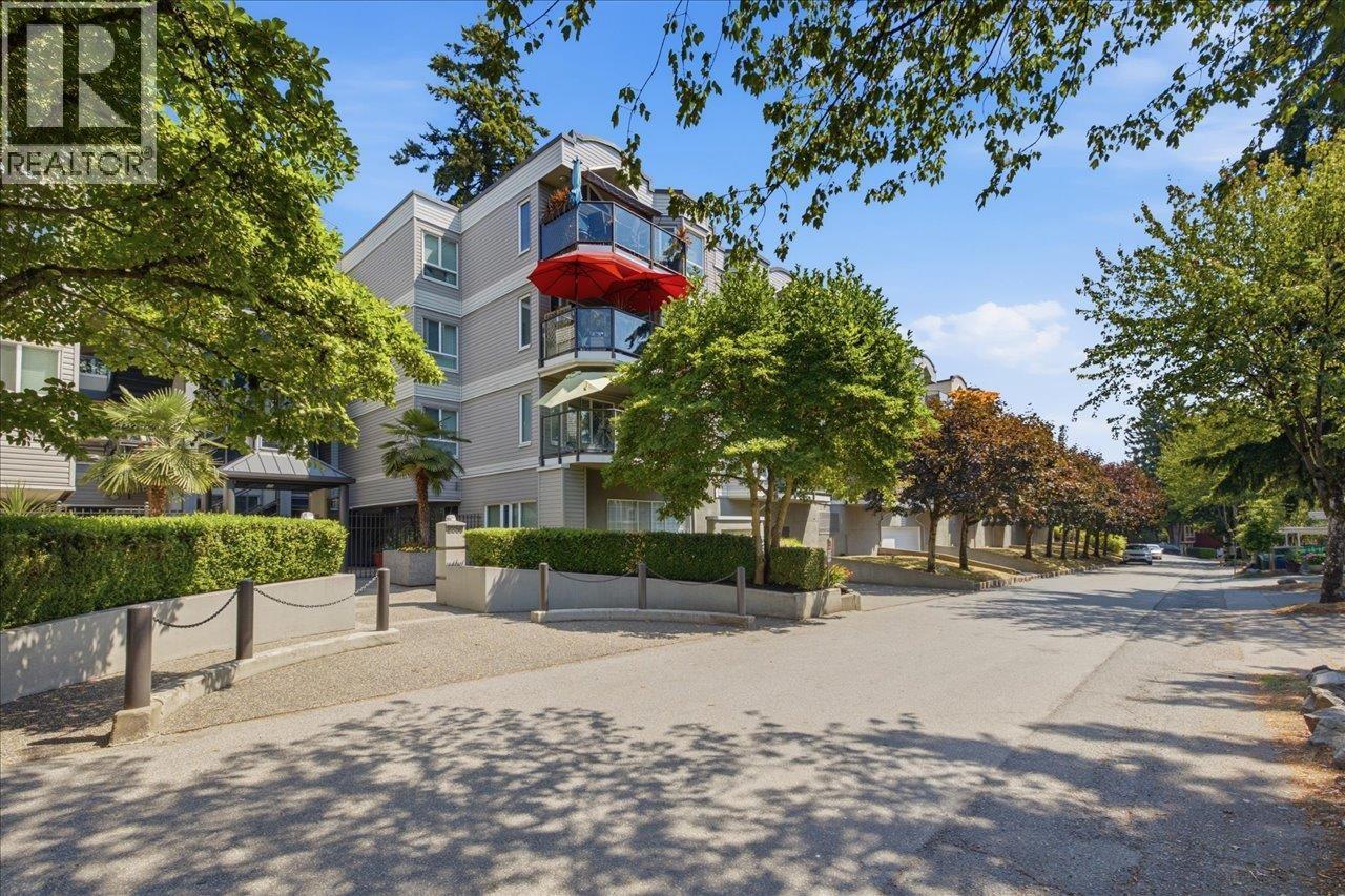 303 2250 SE MARINE DRIVE, Vancouver