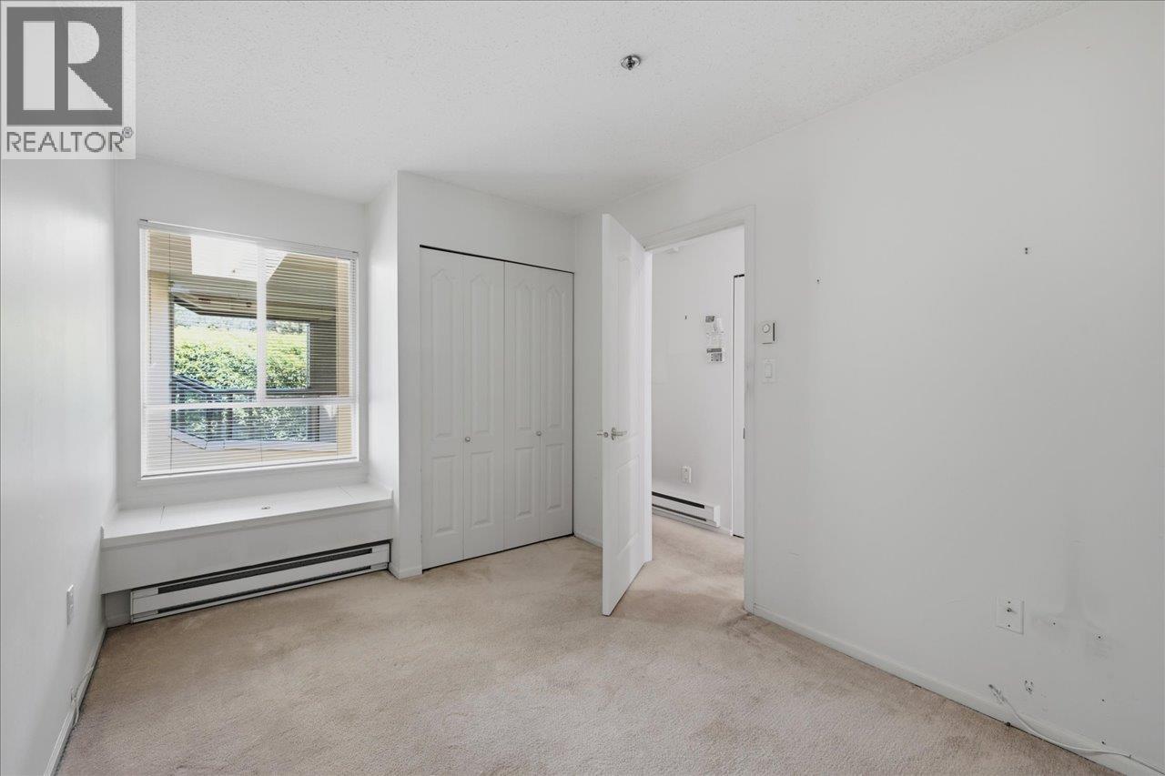 303 2250 SE MARINE DRIVE, Vancouver