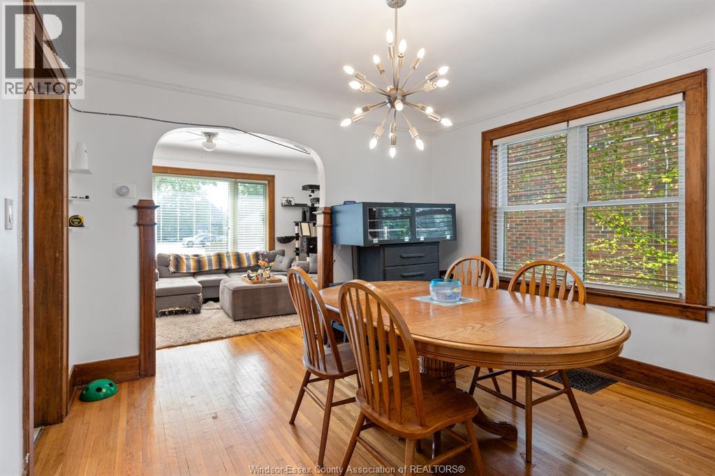 290 THOMPSON - Image 6
