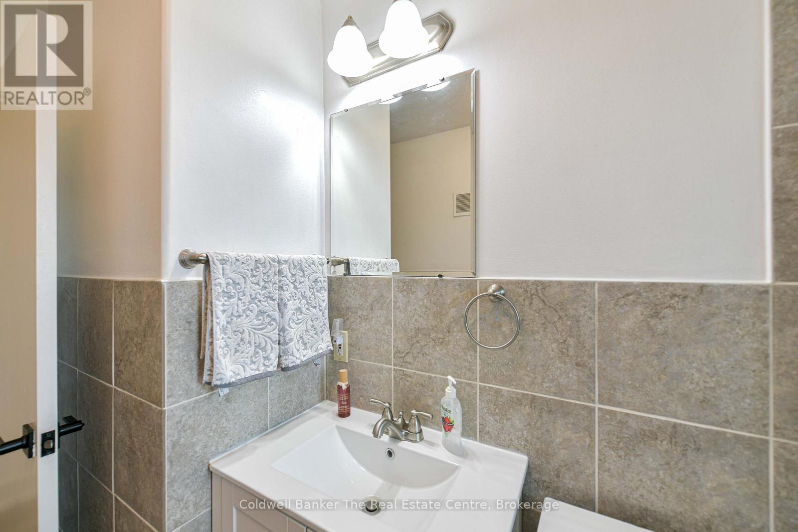 321 FRANKLIN STREET - Image 22