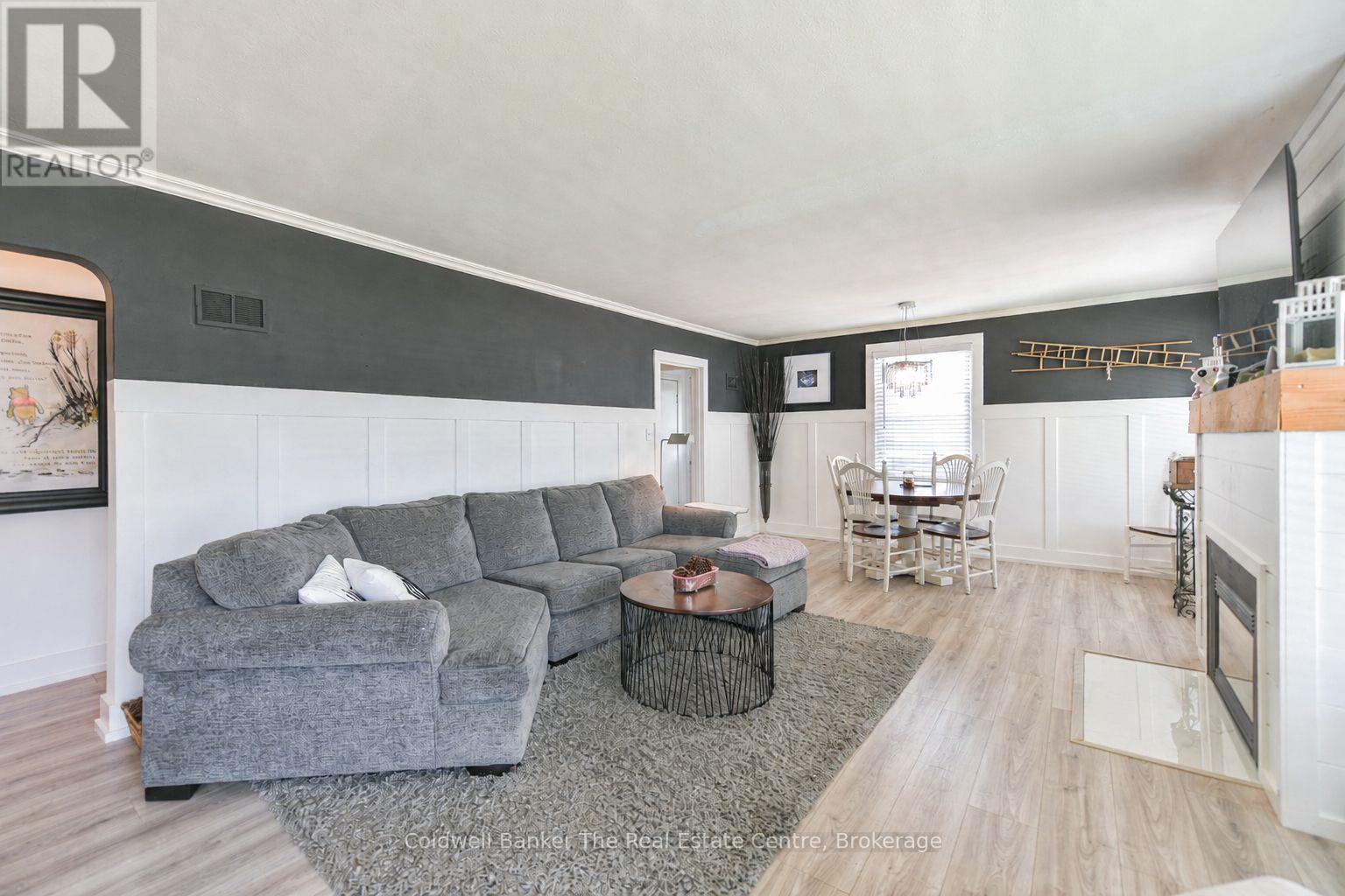 321 FRANKLIN STREET - Image 4
