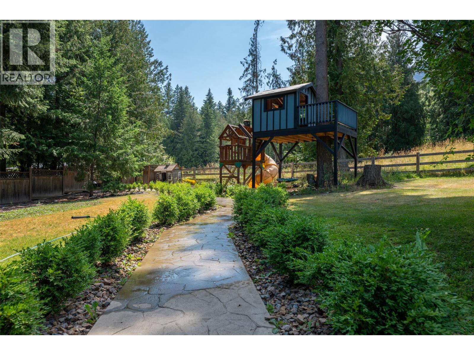 3045 Lindberg Road - 66