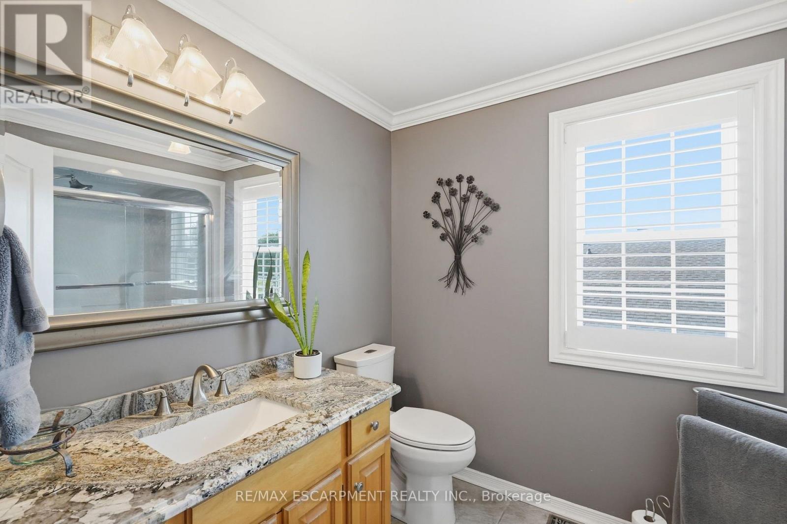 12 HUNTINGTON LANE - Image 17
