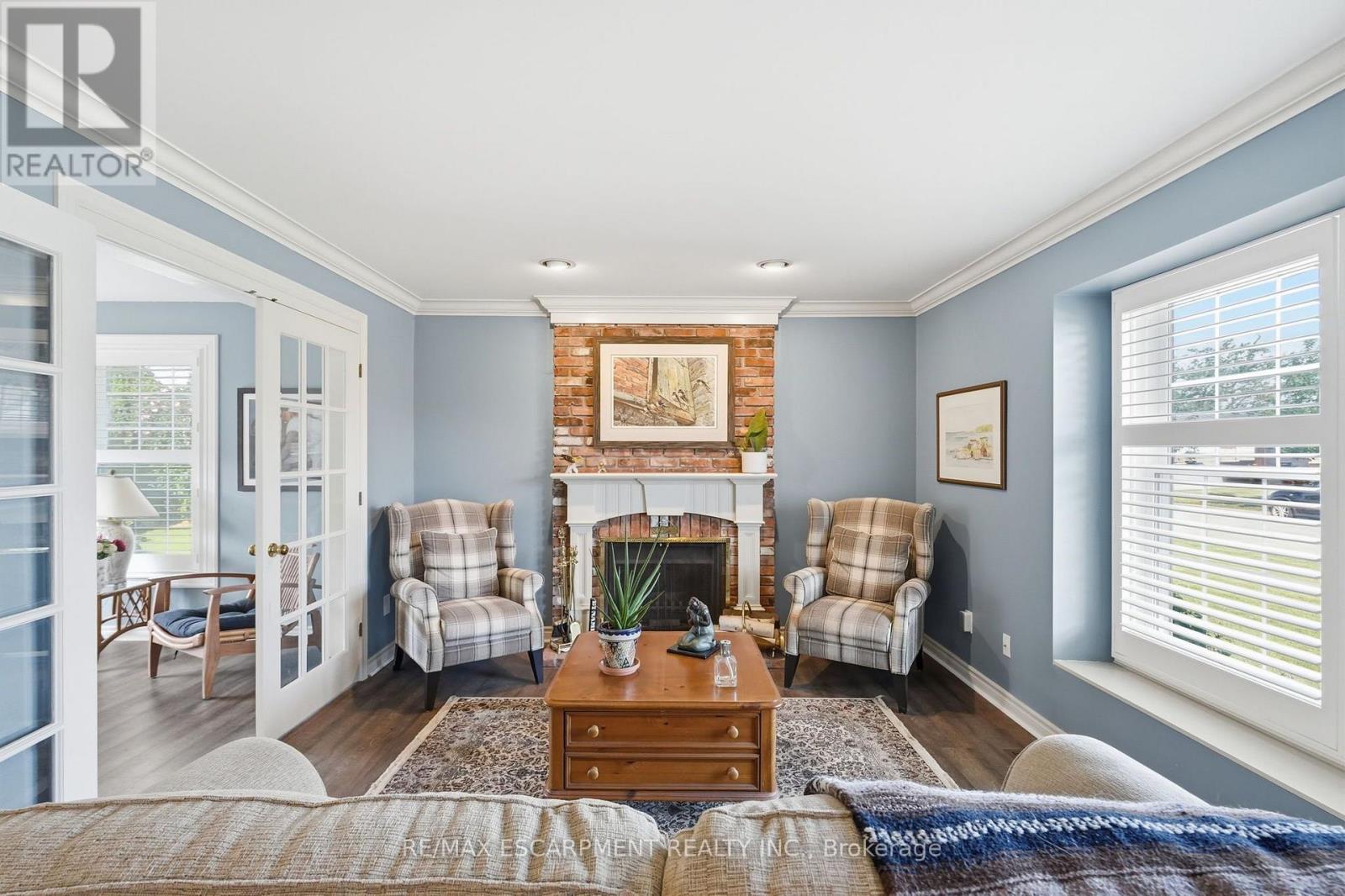 12 HUNTINGTON LANE - Image 7