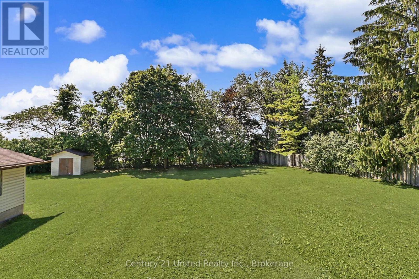 815 STEWART DRIVE - 22