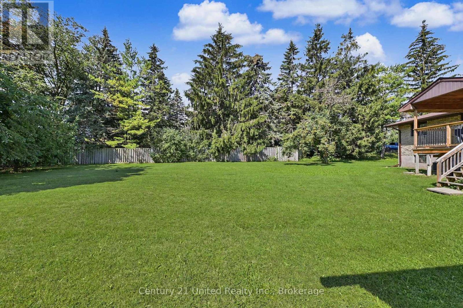 815 STEWART DRIVE - 25