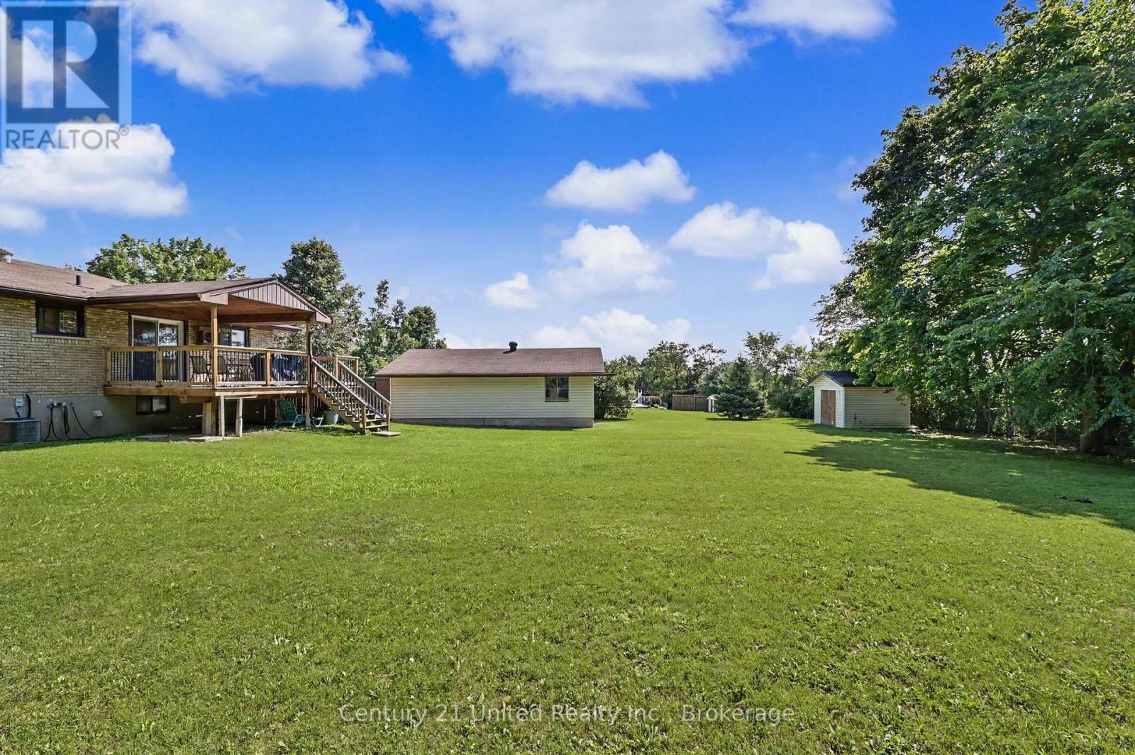 815 STEWART DRIVE - 26