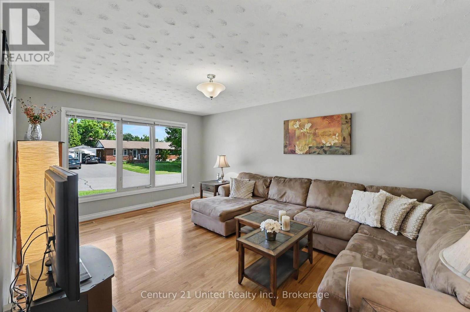 815 STEWART DRIVE - 7