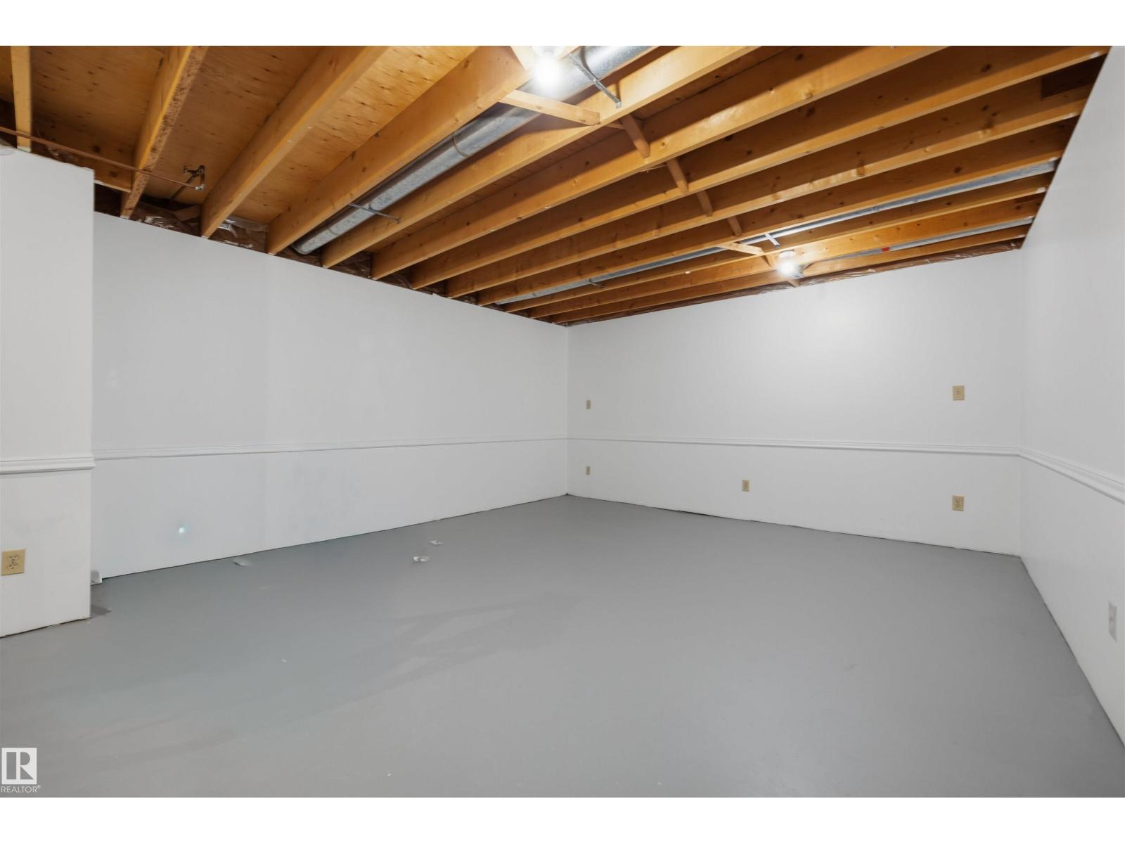 11707 150 Ave NW NW - 29