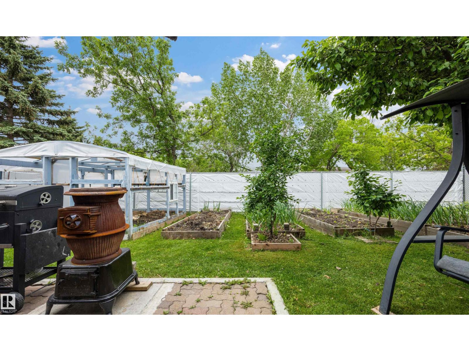 11707 150 Ave NW NW - 38