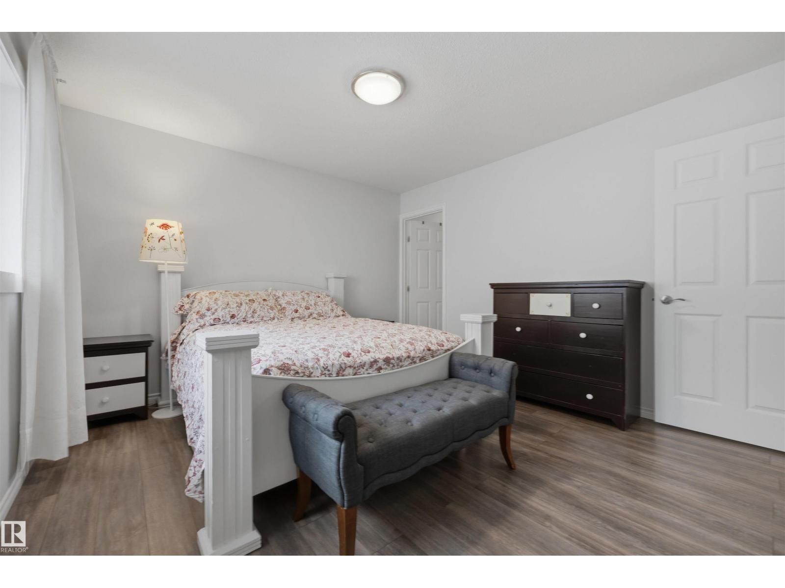 11707 150 Ave NW NW - 18