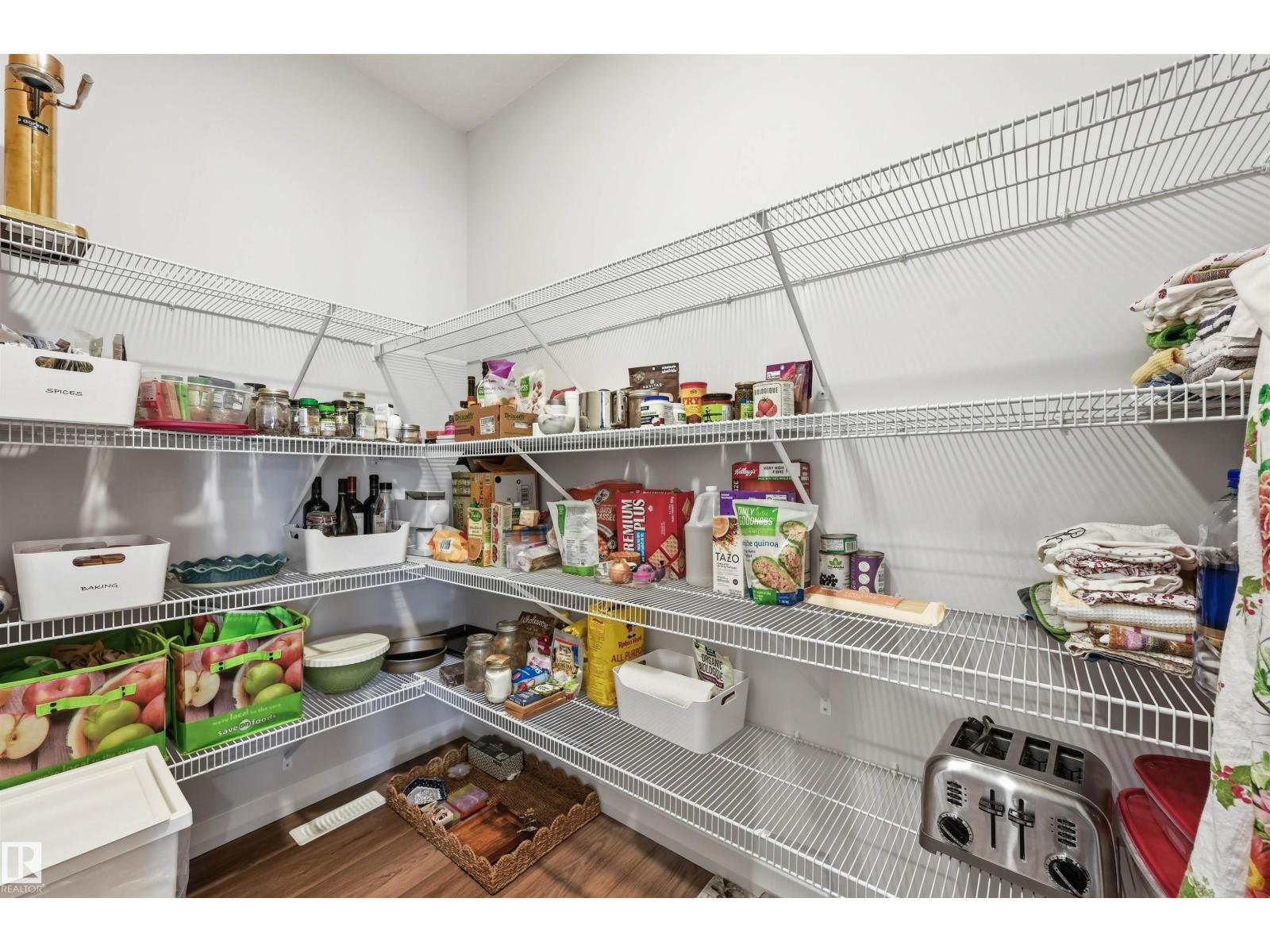 2520 206 ST NW - 19