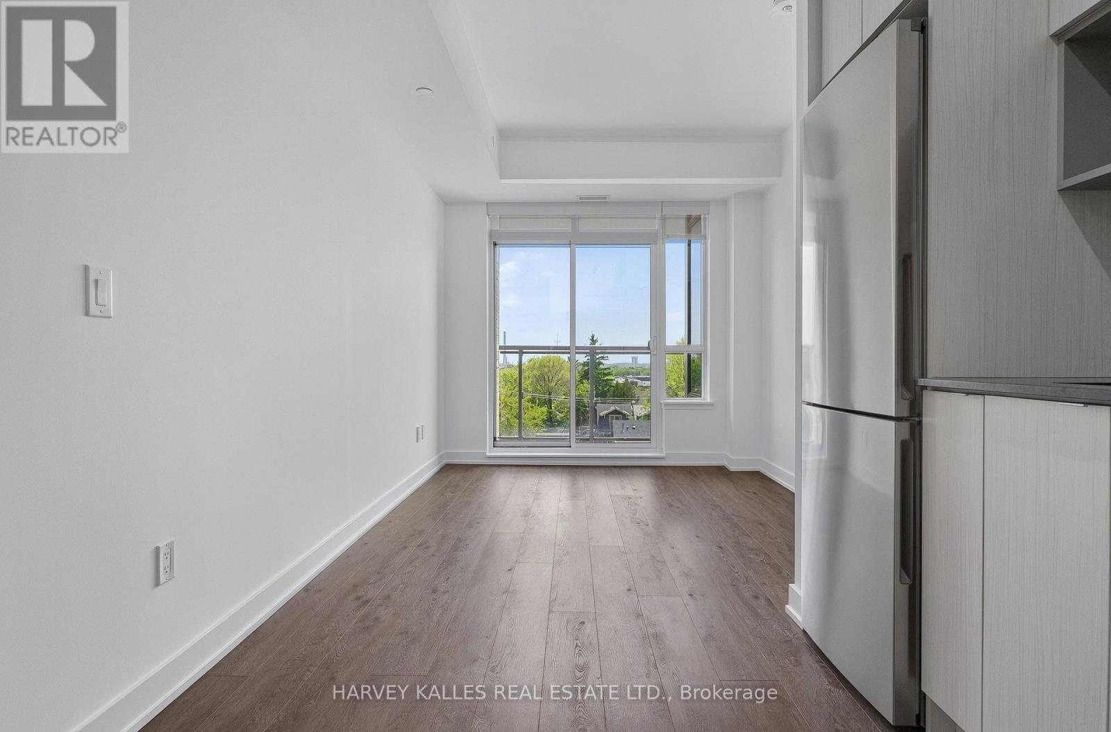 #503 630 GREENWOOD AVENUE - 14