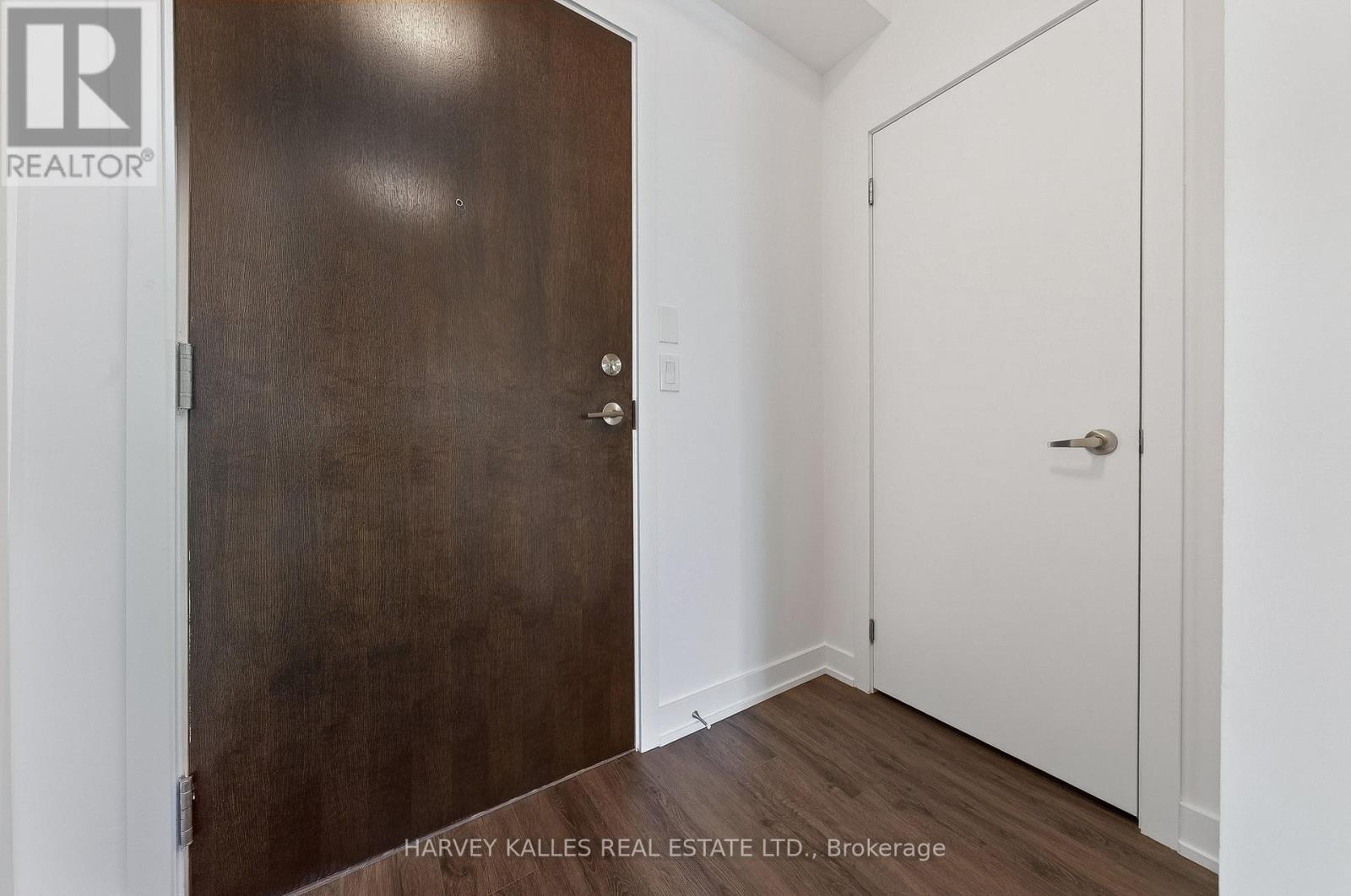#503 630 GREENWOOD AVENUE - 3