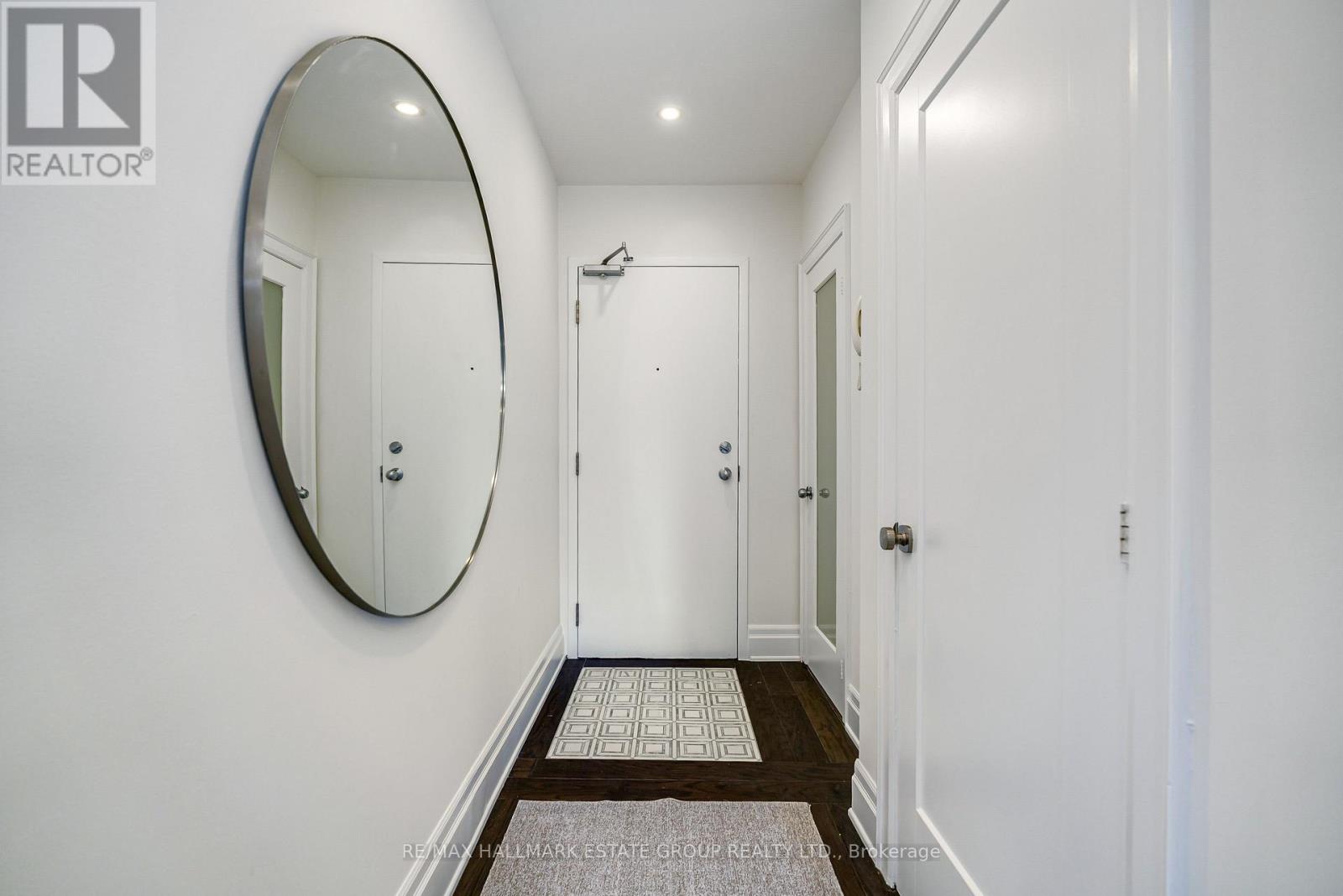 #106 660 PAPE AVENUE - Image 4