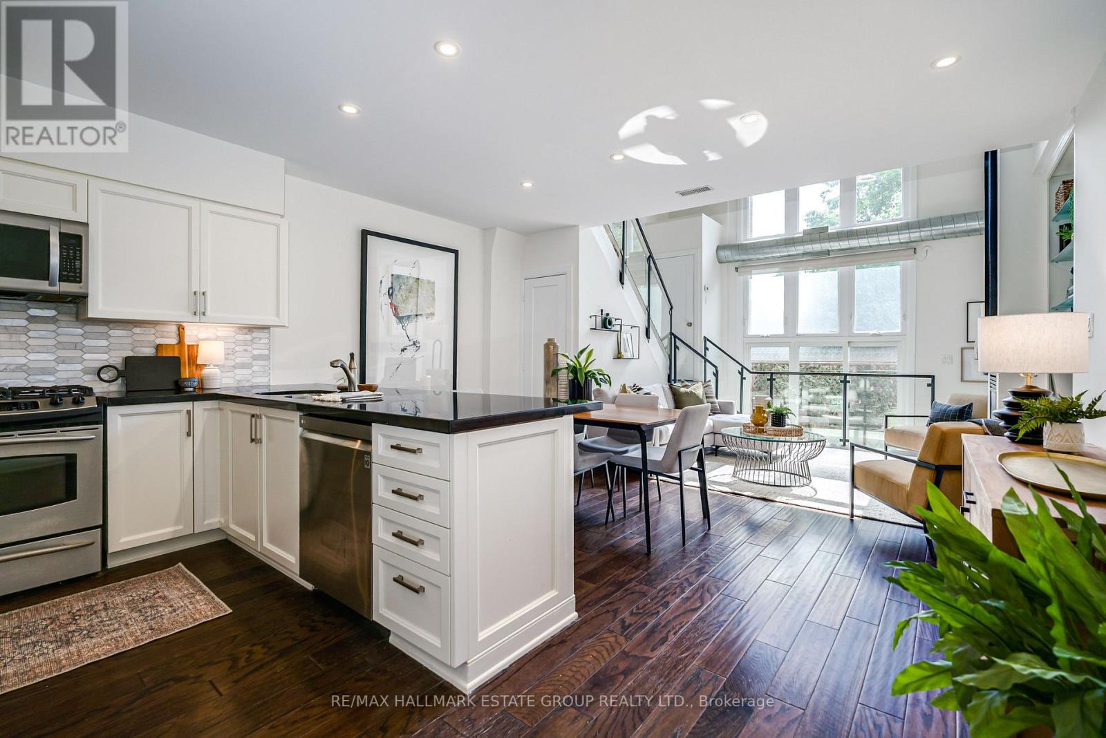 #106 660 PAPE AVENUE - Image 6