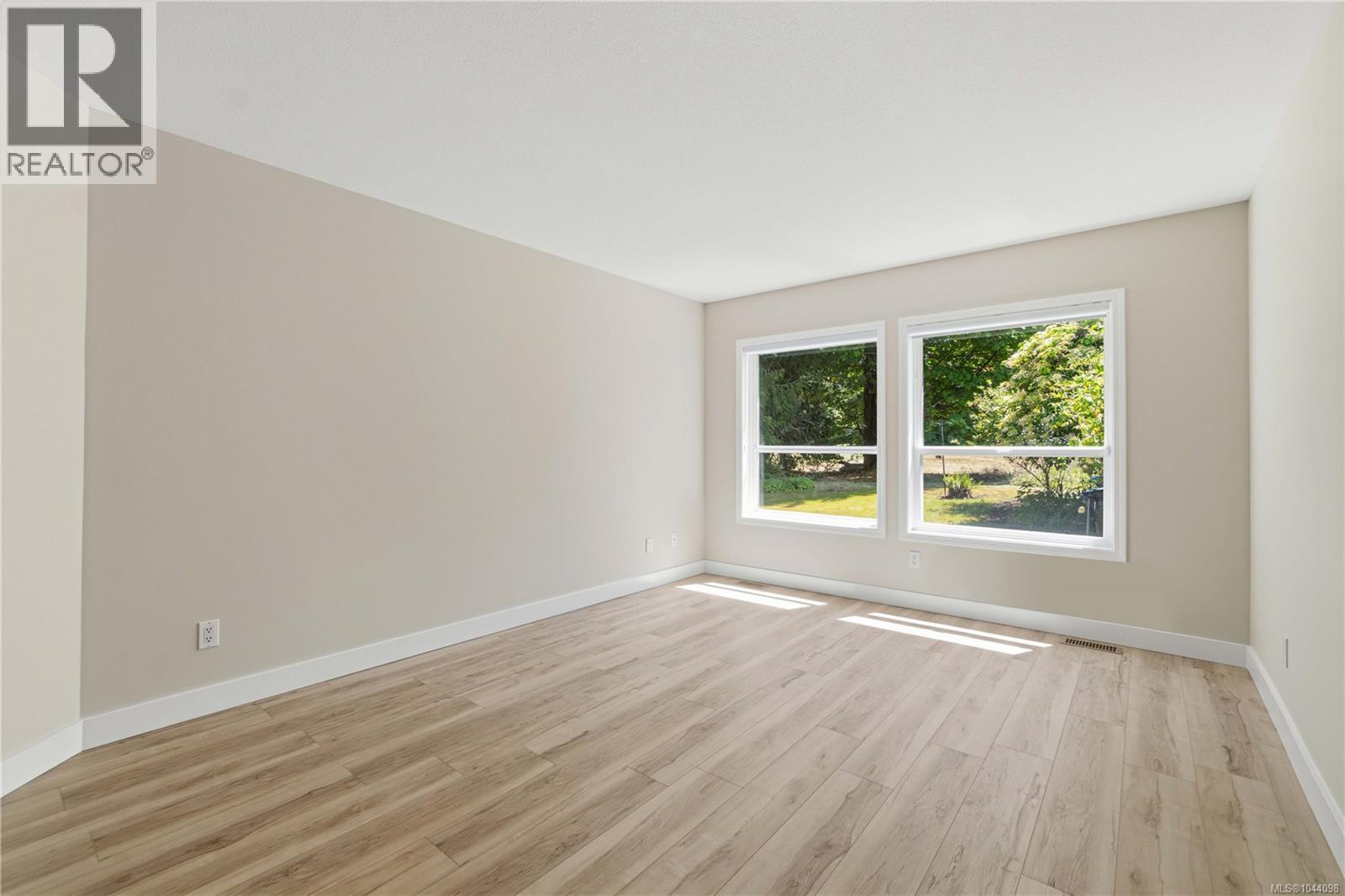 1325 Leeward Way - 12
